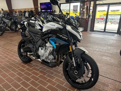 2026 CFMOTO 675NK - Photo 1