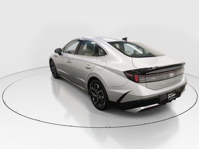 2025 Hyundai Sonata - Photo 5