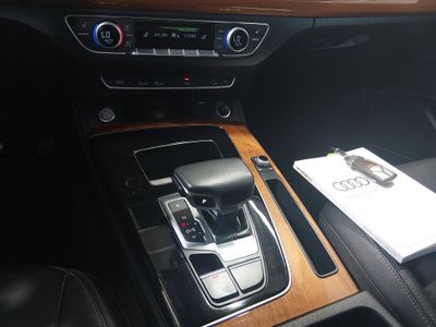 2023 Audi Q5 - Photo 21