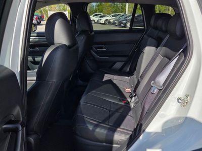 2026 Mazda CX-50 Hybrid - Photo 9