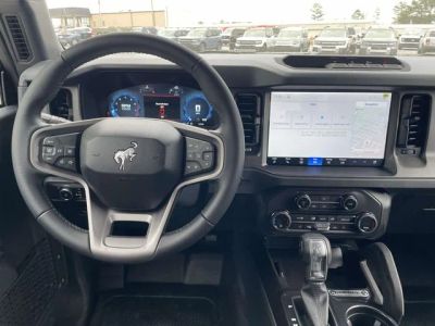 2026 Ford Bronco — photo 10 view