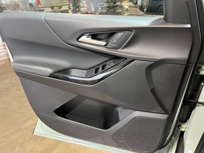 2026 Chevrolet Equinox — photo 15 view