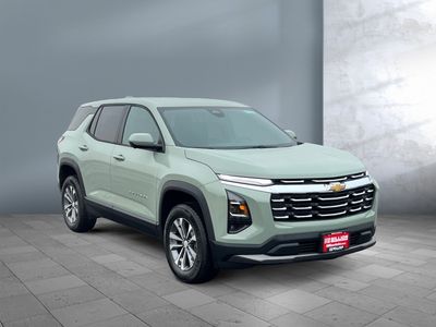 2026 Chevrolet Equinox — photo 8 view