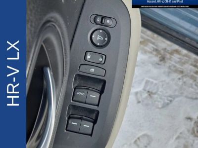 2023 Honda HR-V LX 2WD CVT - Photo 13
