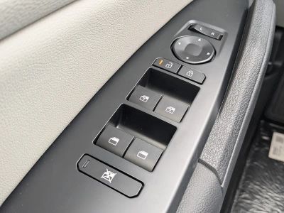 2026 Kia Sportage — photo 30 view