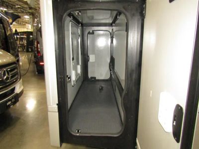 2025 Winnebago VIEW - Photo 17