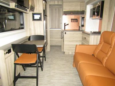 2025 Winnebago VIEW - Photo 4