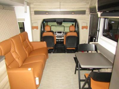 2025 Winnebago VIEW - Photo 3