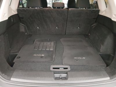 2023 Nissan Rogue - Photo 11