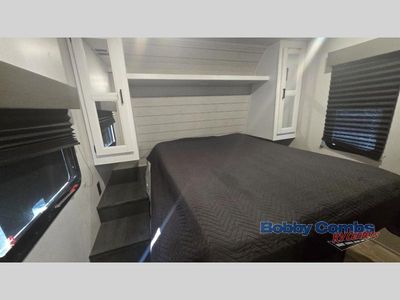 2022 Keystone RV Hideout - Photo 12