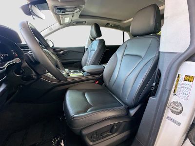 2023 Audi Q8 — photo 22 view