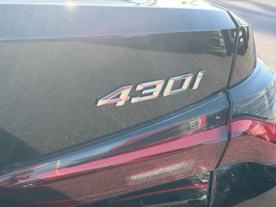 2026 BMW 4 Series — photo 11 view
