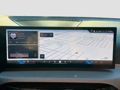 2026 BMW 4 Series — photo 32 view