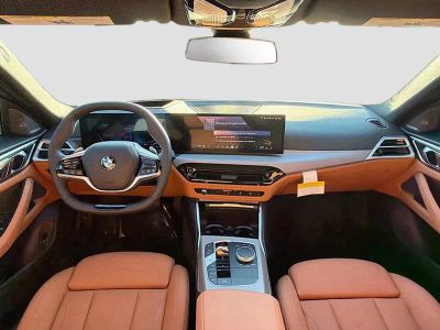 2026 BMW 4 Series — photo 16 view
