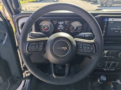 2026 Jeep Wrangler — photo 14 view