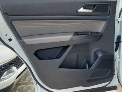 2022 Volkswagen Atlas — photo 12 view