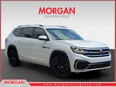 2022 Volkswagen Atlas 3.6L V6 SEL R-Line in Oryx White Pearl — front three-quarter view