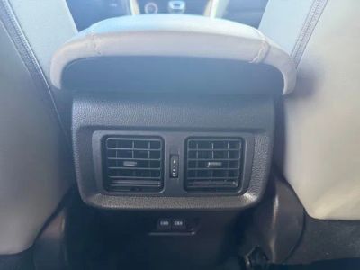 2024 Toyota Venza — photo 12 view