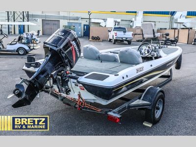 2008 WHITE RIVER MARINE STRATOS — engine compartment view