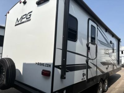 2022 Cruiser RV MPG - Photo 2