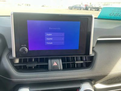 2024 Toyota RAV4 - Photo 11