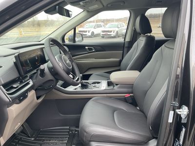 2026 Kia Carnival - Photo 9