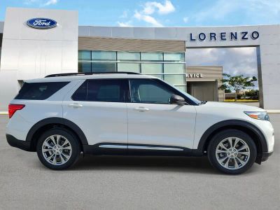 2023 Ford Explorer — interior view
