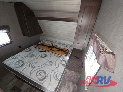 2018 CrossRoads RV Zinger - Photo 38