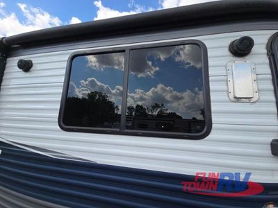 2018 CrossRoads RV Zinger - Photo 15