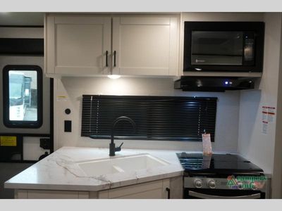 2027 Jayco Jay Flight SLX - Photo 22
