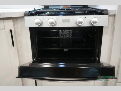 2027 Jayco Jay Flight SLX - Photo 28