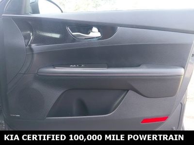 2024 Kia Forte - Photo 25