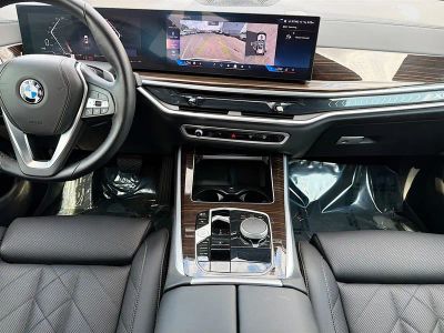 2026 BMW X5 — photo 19 view