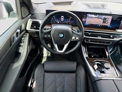 2026 BMW X5 — photo 17 view