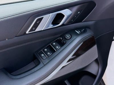 2026 BMW X5 — photo 23 view