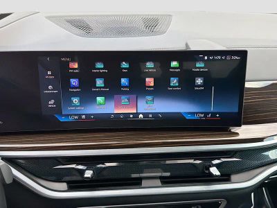2026 BMW X5 — photo 30 view