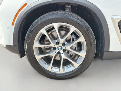 2026 BMW X5 — photo 43 view