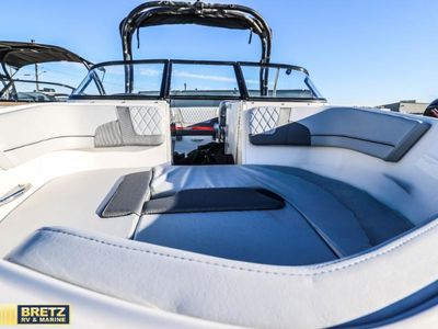 2026 Bayliner VR Series - Photo 11