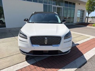 2020 Lincoln Corsair — side profile view