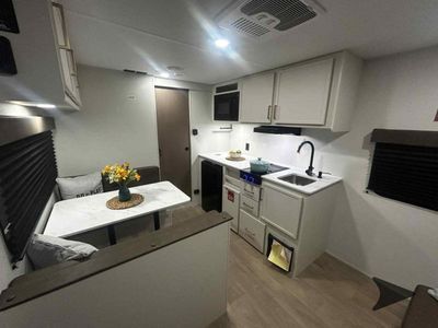 2026 Grand Design Transcend One - Photo 11