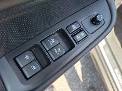 2015 Subaru Outback — photo 17 view