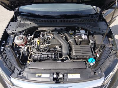 2024 Volkswagen Jetta — photo 9 view