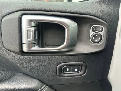 2018 Jeep Wrangler Unlimited — photo 15 view