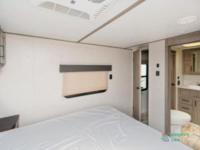 2020 Keystone RV Carbon — photo 30 view
