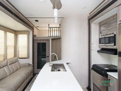 2020 Keystone RV Carbon — photo 9 view