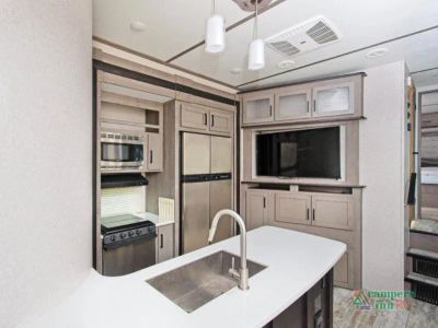 2020 Keystone RV Carbon — photo 14 view