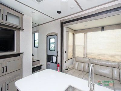2020 Keystone RV Carbon — photo 12 view