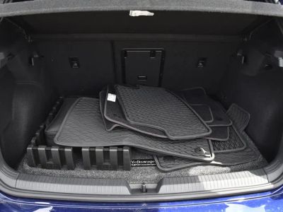 2024 Volkswagen Golf GTI — photo 30 view