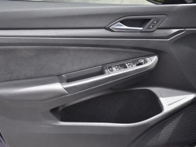 2024 Volkswagen Golf GTI — photo 21 view