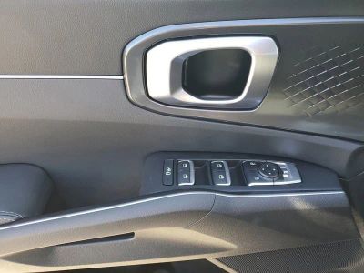 2025 Kia Sorento — photo 18 view